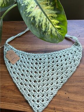CROCHET BANDANA
